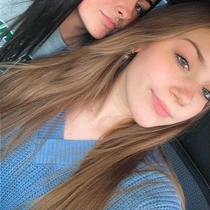 Meet your Posher, Carly